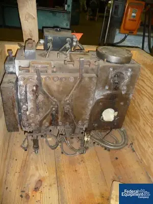 USED Cloeren CLOEREN CO-EXTRUSION DIE BLOCK