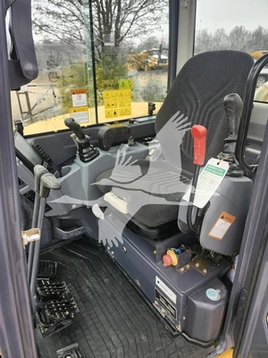 USED 2021 XCMG XE55U