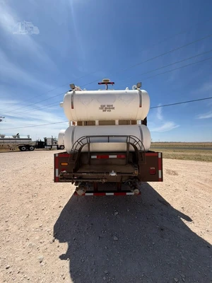 Used 2014 PETERBILT 367 Septic/Sewer/Vacuum Trucks Texas US | Roll Off Truck World #1491914