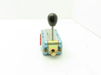 Skinner S3L0ACX2 Pneumatic Directional Control Hand Lever Valve 5/2 Pos 150 PSI