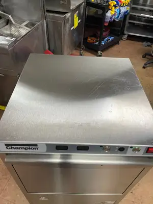 Used Champion UH-230B Dishwashers Illinois US | Falcon Restaurant Supply #1374967