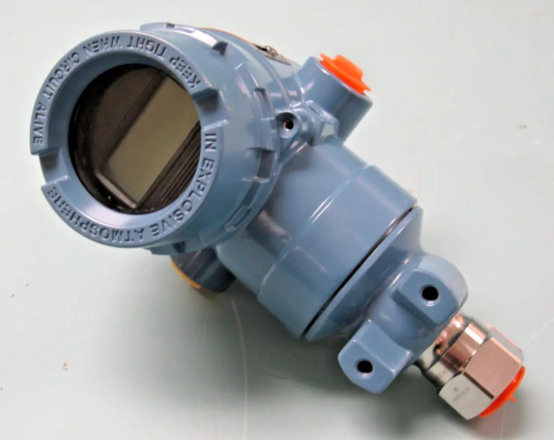 NEW Rosemount 2051 TG 3A 2B21AE5M5Q4A1037
