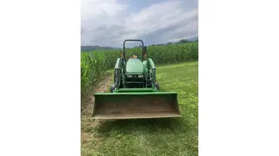 Used JOHN DEERE 4105 Sub-Compact & Compact Tractors Pennsylvania US | Trustworthy Equipment #1403487