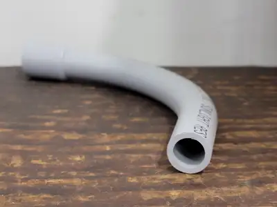 1/2in. 90deg. PVC Elbow Connector Bell-End