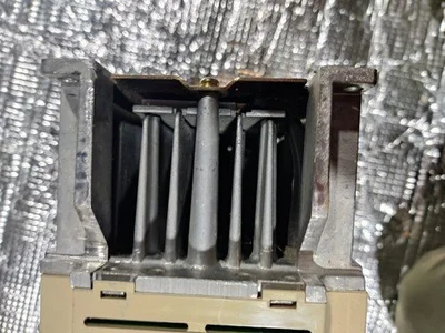 USED YASKAWA YASKAWA SGDB-05VDY1 SERVOPACK DRIVE SGDB05VDY1