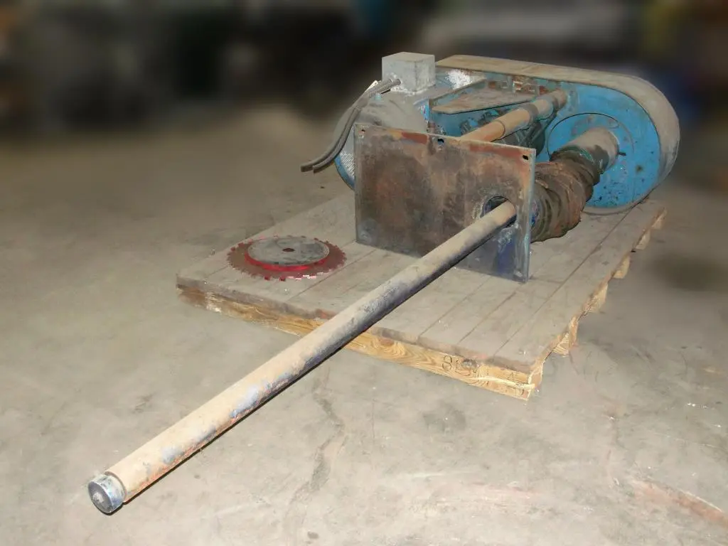 SPC1874  Mixer and Blender 75 hp Hockmeyer disperser, air/oil lift, tank mount style, 2 speed drive