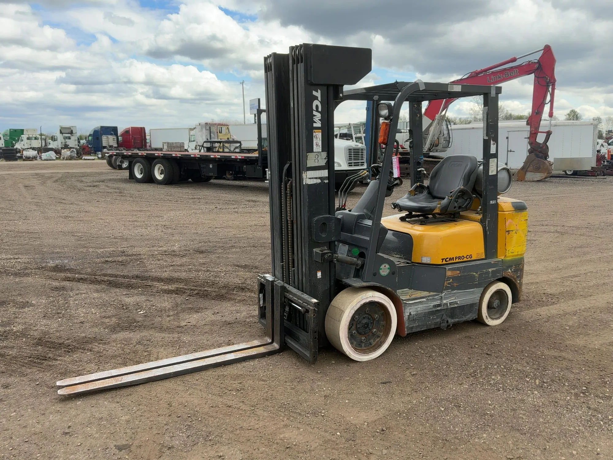 USED TCM FCG25-4