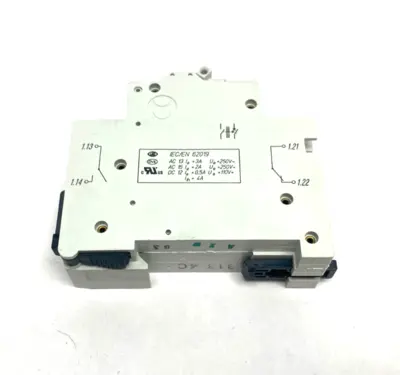 USED EATON MOELLER CIRCUIT BREAKER FAZ-C4/1 XPOLE/XEFFECT W/ FAZ-XHI11