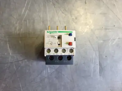 NEW SCHNEIDER ELECTRIC LRD07