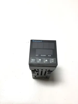 Honeywell UDC1000 Micro-Pro Temperature Controller 7.5VA 2A