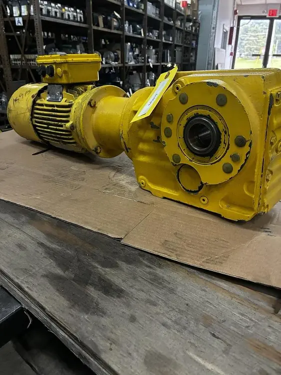 Used SEW-EURODRIVE EURODRIVE,KH67T-LP145-DT-145-DT145L4BM Industrial Controls Ohio US | Surplus Asset Holdings #1289386