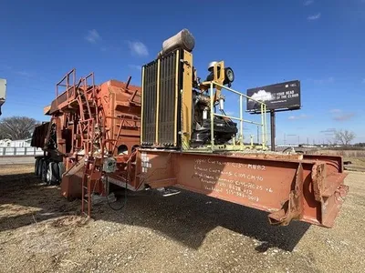 USED 2002 UNIVERSAL 130x150