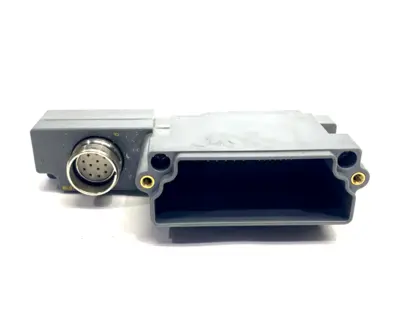 Used Turck BL67-B-1M23-12, BL67-B-1M23, 6827213 PLC Input & Output Michigan US | Maverick Industrial Sales #1489342