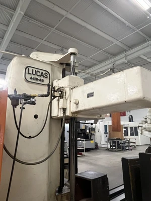 USED 1900 LUCAS 441B‑4B