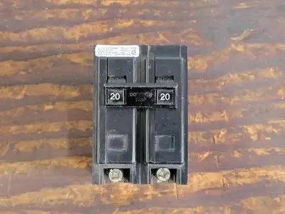 NEW CUTLER-HAMMER BA220
