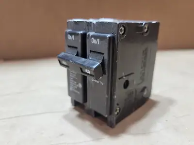Used CUTLER-HAMMER BR240 Switchgears British Columbia CA | Lenmark #835777