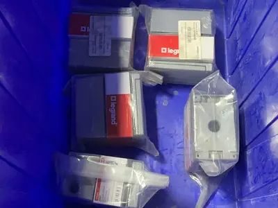 Used LEGRAND 20971 Electrical Boxes Ohio US | HGR 24 #1443186