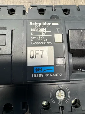 SCHNEIDER ELECTRIC 19369 Electrical/PLC/Automation | ESS Industrial Equipment Sales (6)