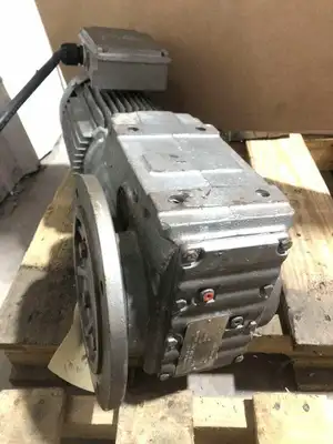 Sew-Eurodrive KAF67DT100LS4-KS 3HP Gear Drive/Speed Reducer 62RPM 27.28:1 3PH