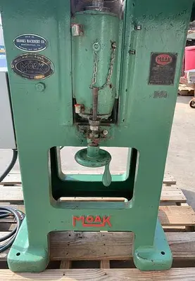 Moak Shaper w/ 3/4" Spindle Wired 240V ~ 3ph ~ High Speed Precision Oil Bearings