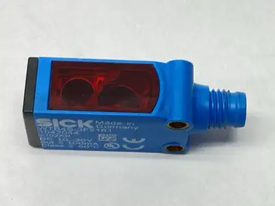USED SICK PHOTOELECTRIC PROXIMITY SENSOR BACKGROUND SUPPRESSION