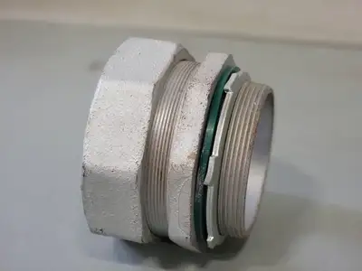 4" Liquid Tight Straight Connector