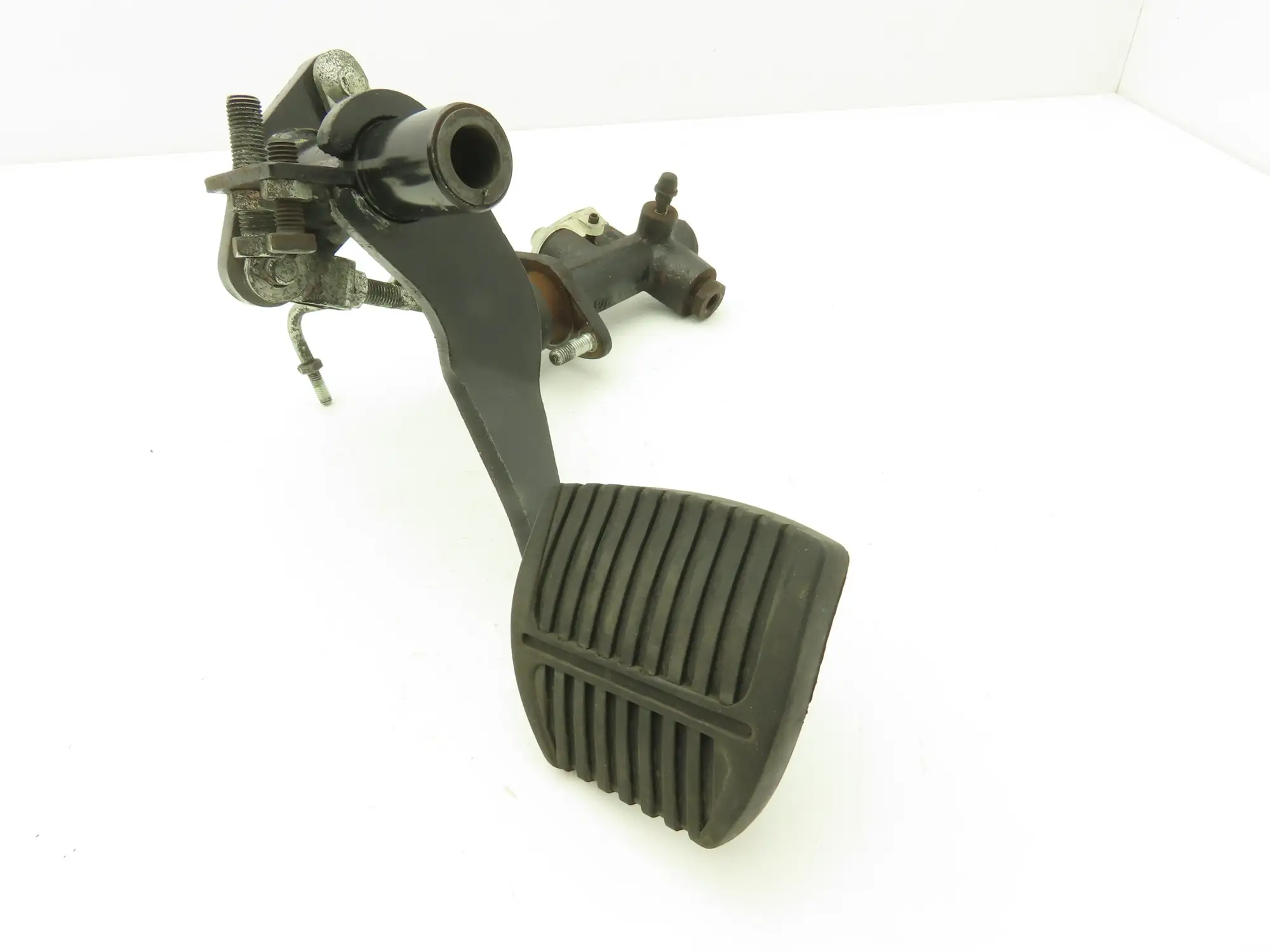 Toyota Electric Forklift Brake Pedal Master Cylinder Assembly From 8FBE15U