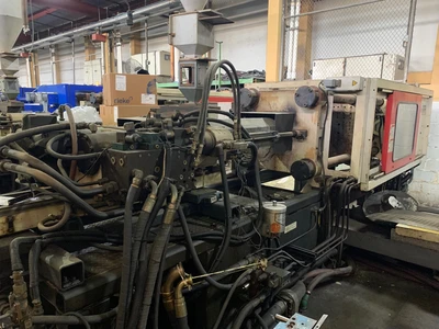 USED 2000 MILACRON,  CINCINNATI MILACRON MT225-15