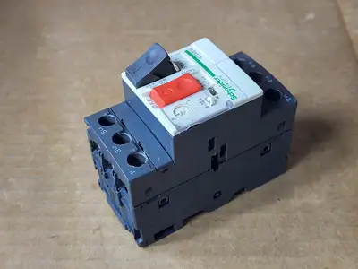 USED SCHNEIDER ELECTRIC GV2ME14