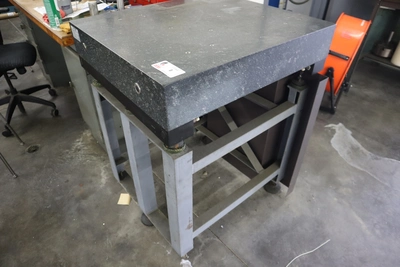 Used MITUTOYO GRANITE SURFACE PLATE Lab Inspection Minnesota US | Machinesused.com #1364565