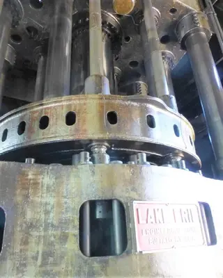 4,000 TON LAKE ERIE DOUBLE ACTION HYDRAULIC PRESS. STOCK # 2001020