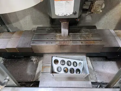 Used 2010 HAAS VF-2 Vertical Machining Centers Illinois US | Machinery Marketing International #1323243