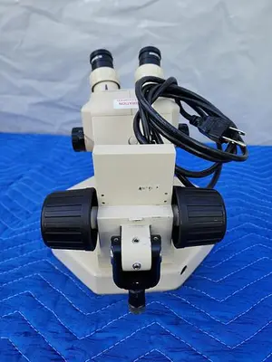 USED OLYMPUS SZ6045