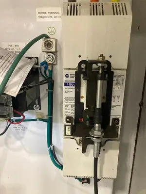 ELECTRICAL ENCLOSURE WITH 20BD125A0AYNANC0 Allen Bradley 100HP Powerflex 700