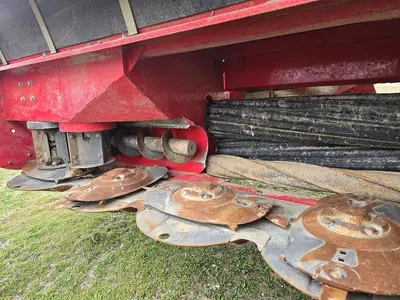 USED 2023 MASSEY FERGUSON 1316S