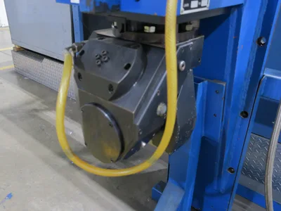 USED 2003 WEINGARTNER VARIO 500/8000