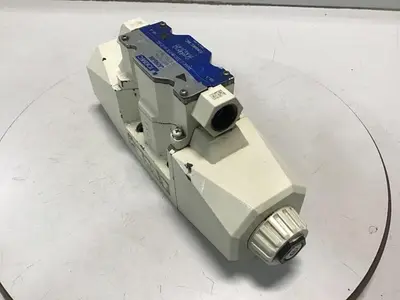USED VICKERS DG4V-5-33C-M-P7L-H-7-40