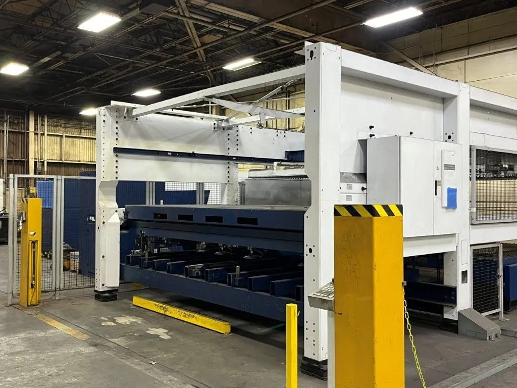 USED 2017 TRUMPF TRULASER 3040 FIBER