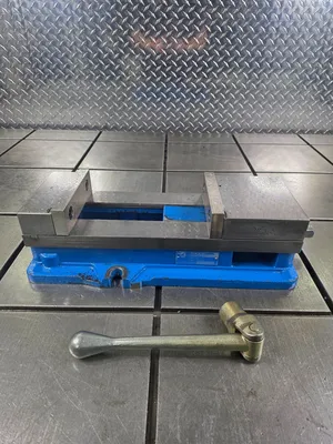 KURT D688 Tooling | GMT (2)