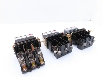 Furnas D46120-001 Fusible Disconnect Switch 30A 600VAC 3Ph 3 Pole Fused Lot of 3