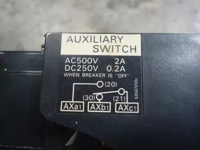 Fuji Electric EA203BT Auto Breaker 200 Amps BT3GEB-200 Used
