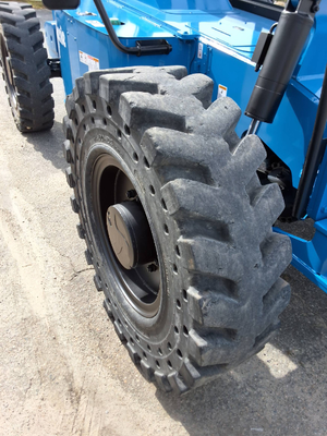 USED 2019 Genie GTH-1056