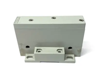Used Numatics Pneumatic End Manifold Block XE, 1, 3/5 Ports Parts (Hydraulics and Pneumatics) Michigan US | Maverick Industrial Sales #1395112