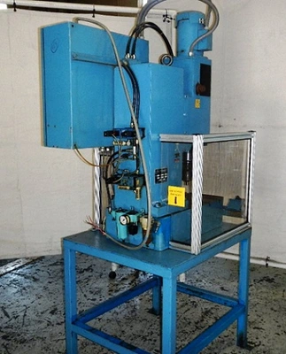 Used _UNKNOWN_ _UNKNOWN_ Rivet Spinners / Orbital New Jersey US | National Machinery Exchange #1500328