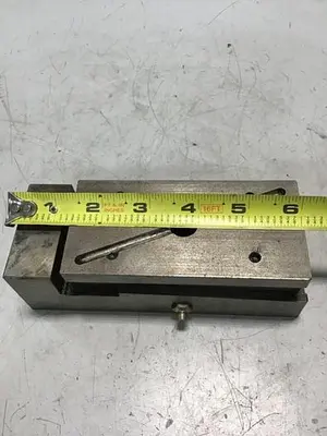 USED METAL FABRICATOR OA861101