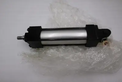 NEW ASCO P2AK-04A1J-AAA2 / P2AK04A1JAAA2 STOCK H924
