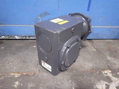 USED DAYTON 3GD49
