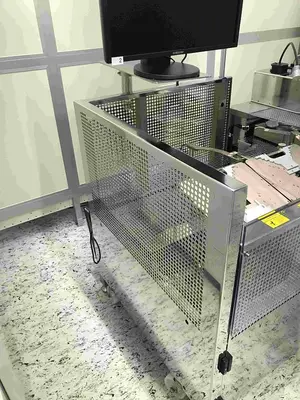 USED 2001 LEICA INS 3000