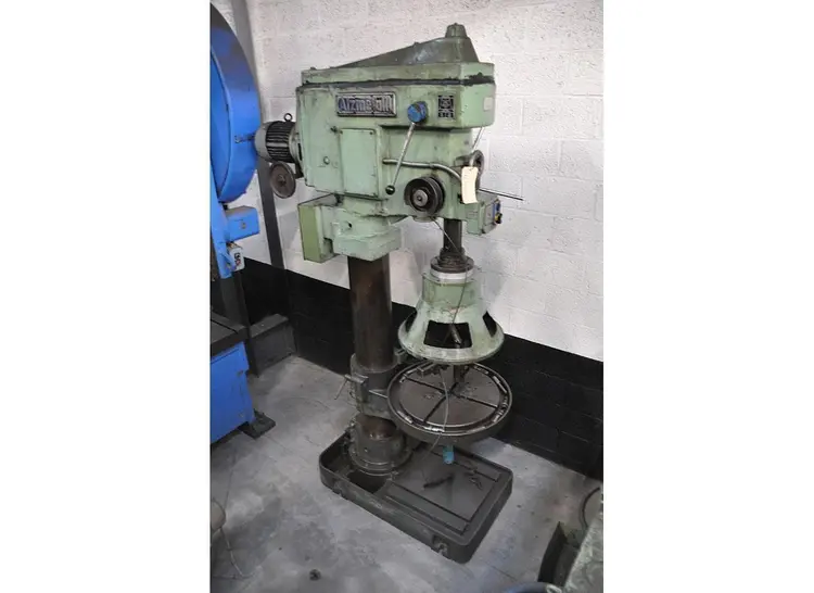 Used ALZMETALL MULTISPINDLE Drilling Machines/Hole Boring Machines BE | Apt International N.V #361790