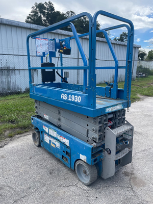 Used 2018 GS-1930 Genie Scissor Lifters Florida US | Stack Equipment #1418897